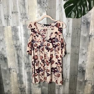 Kendall and Kylie Floral Open Shoulder Blouse H1